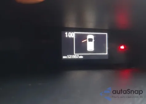 2018 Toyota Prius C Two z USA, uszkodzony, nr VIN JTDKDTB39J1599448